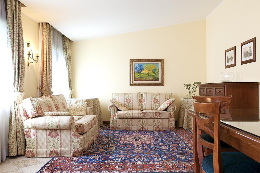 St. Andrew's Garden 5*